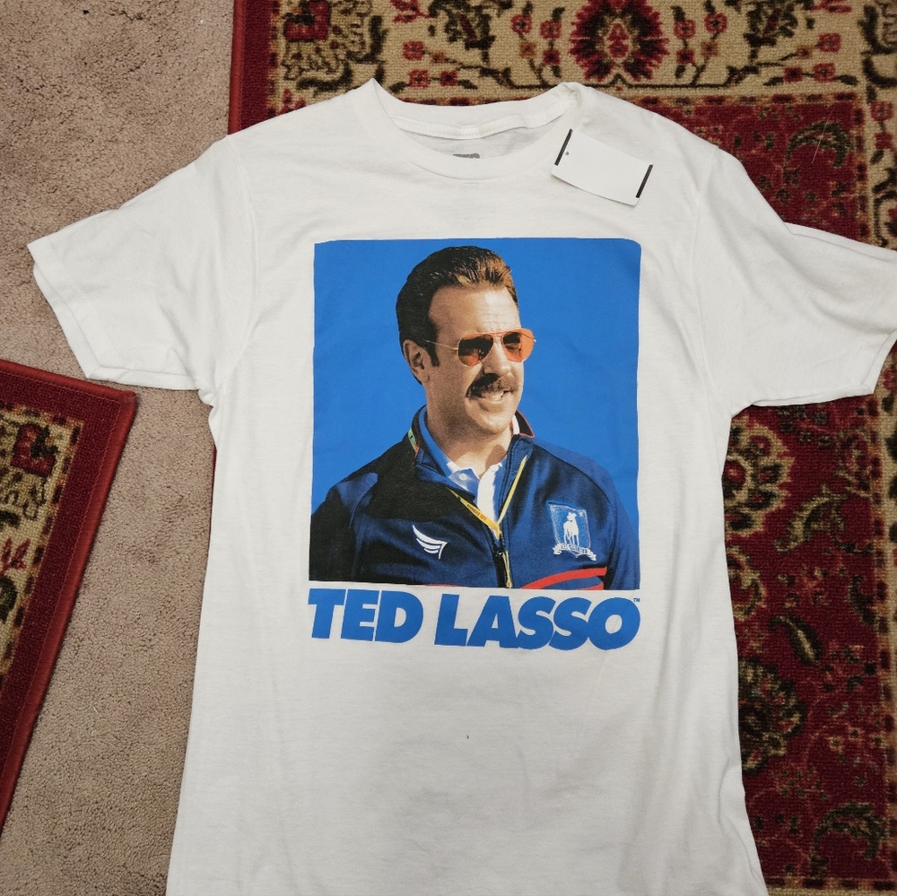 NWT ☆ Ted Lasso Graphic Tee Shirt, Size Small, Brand NEW!